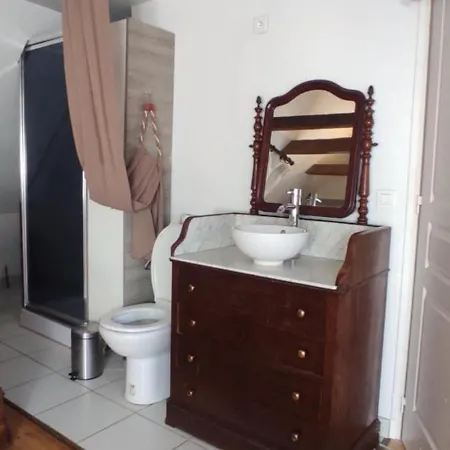 Nocleg ze śniadaniem Le Moulin De Benechou